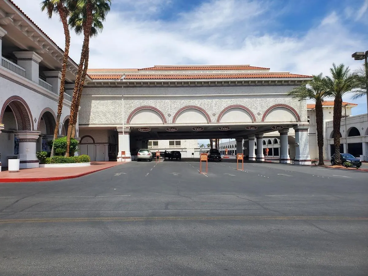 الشقق الفندقية Gold Coast Casino By The Strip لاس فيغاس الولايات المتحدة الأمريكية